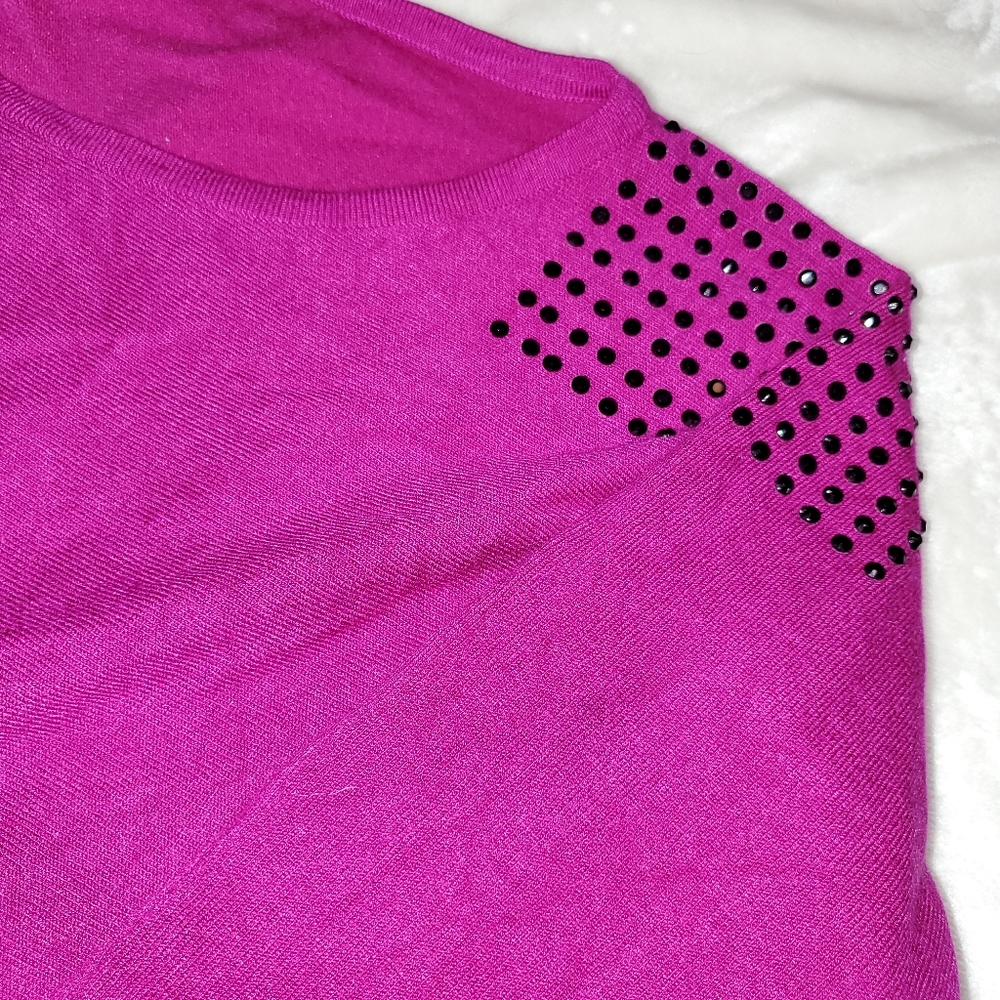 Purple magenta dolman sweater black rhinestones - Picture 2 of 2